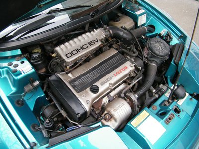 07 EngineBay.JPG and 